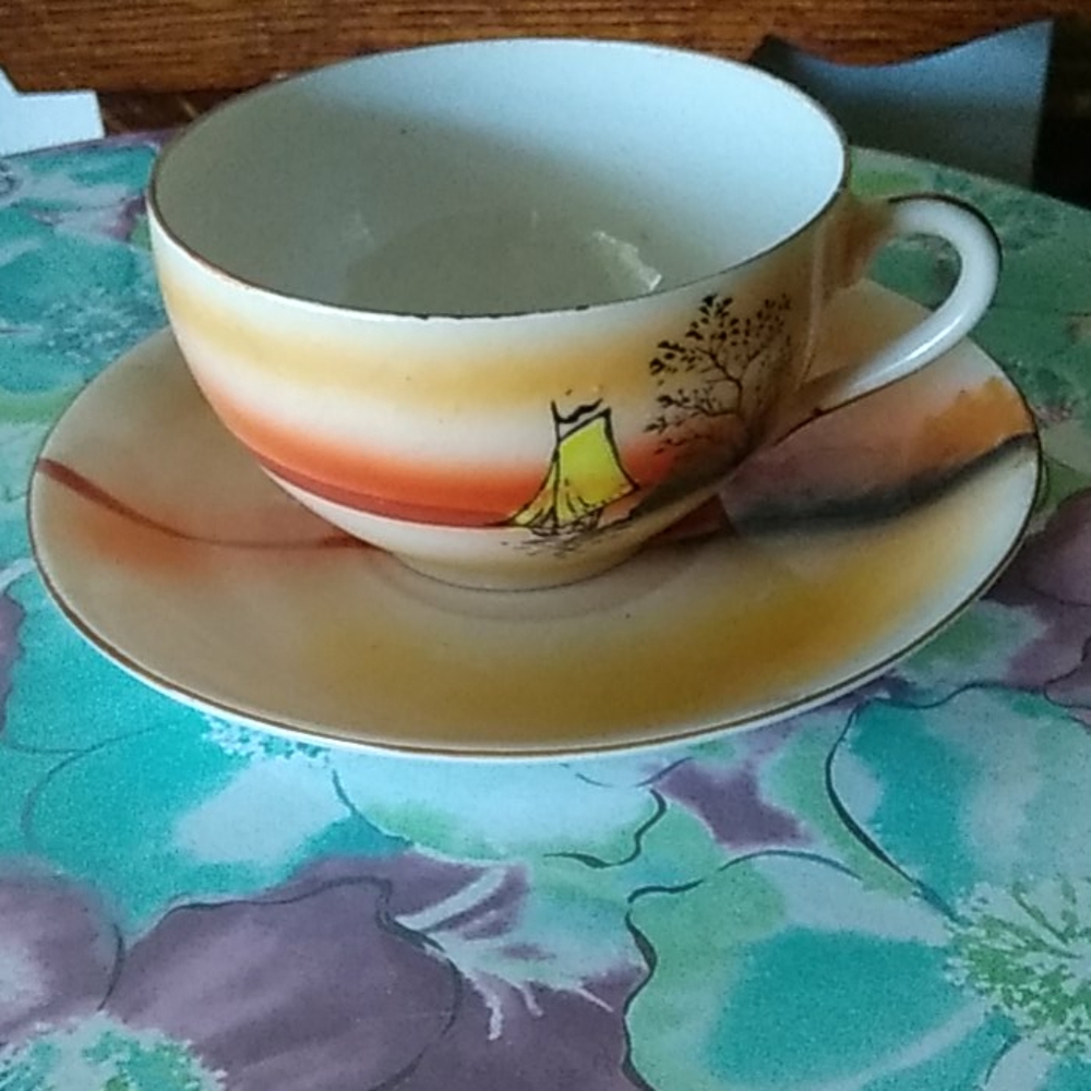 Eggshell Porcelain Cup/Saucer Set